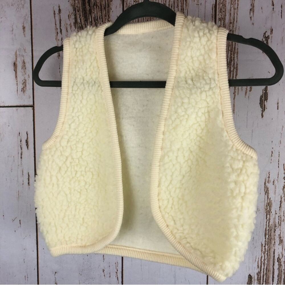 Kids Teddy Bear Vest. No brand or size. Measurements in listing!